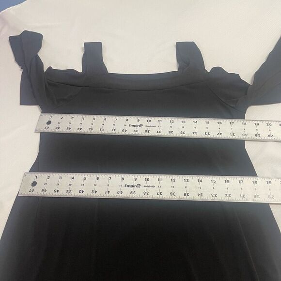 Clara Sun Woo Cold Shoulder Black Lagenlook Top Tunic Blouse Size Medium - Picture 2 of 6